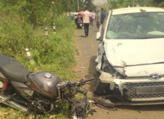 मांढळ येथे कार व दुचाकीचा भीषण अपघात