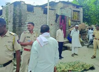 अबब दोन हजारांचा वाद जिवावर बेतला ; चक्क रस्त्यावर डोके आपटुन महिलेचा जिव घेतला