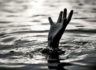 मित्राला वर खेचण्याचा नादात तरुण बुडाला ; मकरधोकडा जलाशयातील घटना