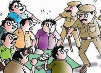 अवैध जुगार अड्ड्यावर धाड टाकत 6 जणांवर कारवाई ; पेट्रोलिंग दरम्यान कुही पोलिसांची कारवाई