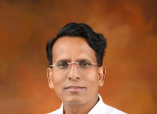 सामाजिक कार्यकर्ता प्रमोद घरडे यांचे नाव मतदार यादीतून गायब ; दुसऱ्या विधानसभेच्या यादीत समाविष्ट करण्याचा प्रयत्न