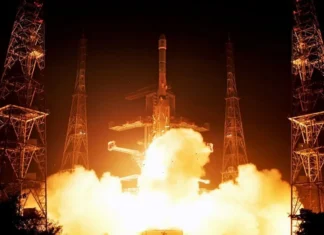 इस्रोचे अतुलनीय यश! अखेर अंतराळातील 100 वी मोहीम यशस्वी, NVS-02 नेव्हिगेशन उपग्रह प्रक्षेपित