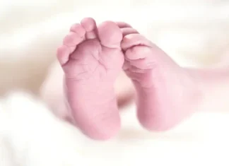 नागपूर: इंस्टाग्राम फ्रेंडसोबत पळालेली अल्पवयीन मुलगी अडीच वर्षांनंतर बाळासह सापडली